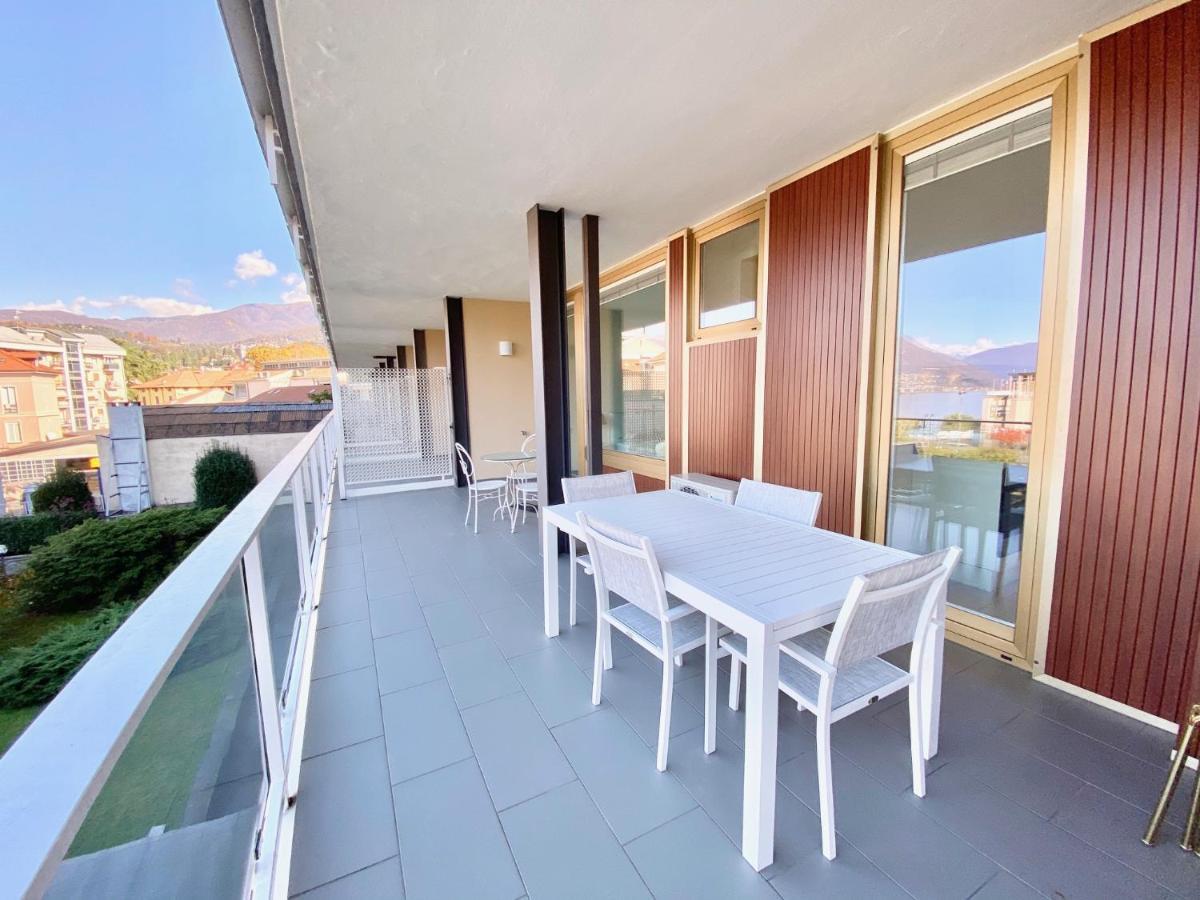 Appartamento Palazzo Di Vetro Luino Ngoại thất bức ảnh