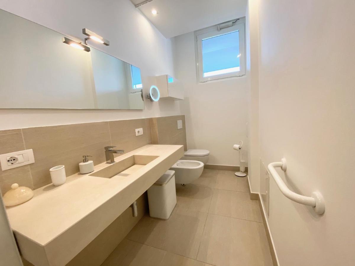 Appartamento Palazzo Di Vetro Luino Ngoại thất bức ảnh